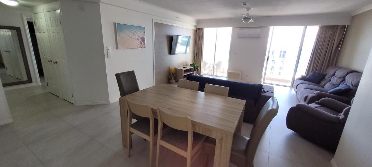 גולד קוסט Apr Private Suites Moroccan By The Beach מראה חיצוני תמונה
