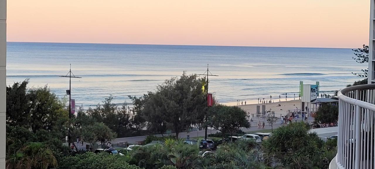 גולד קוסט Apr Private Suites Moroccan By The Beach מראה חיצוני תמונה