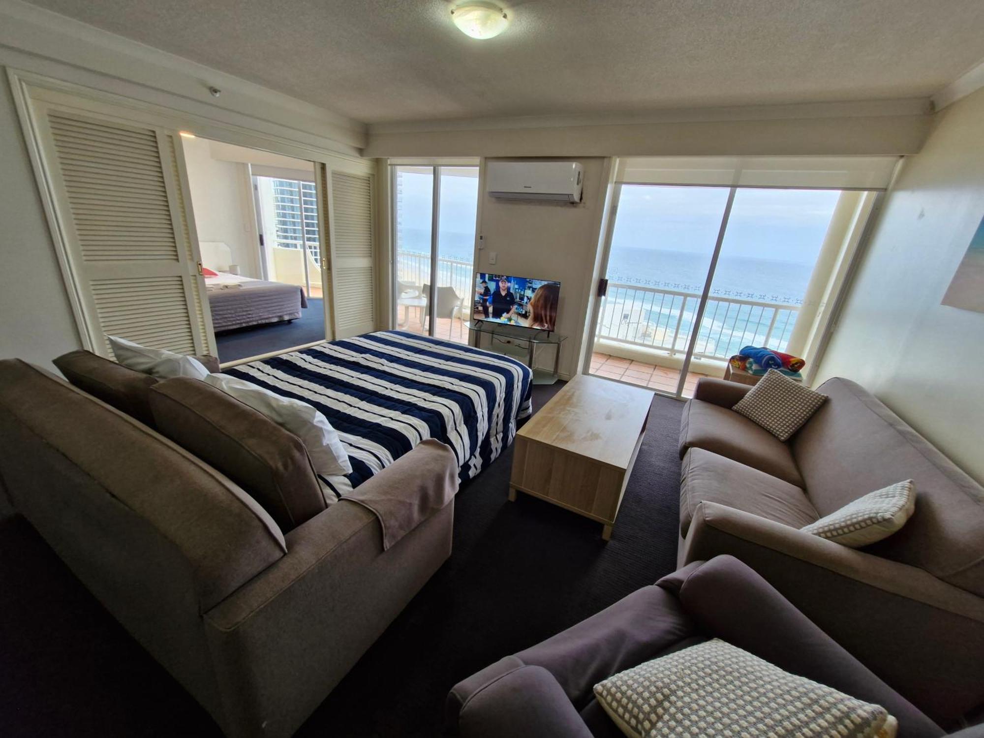 גולד קוסט Apr Private Suites Moroccan By The Beach חדר תמונה
